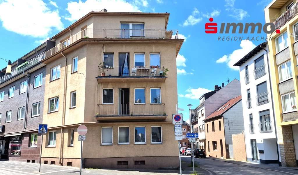 Titelbild Titelbild - Mehrfamilienhaus in 52146 Würselen mit 270m² als Kapitalanlage kaufen
