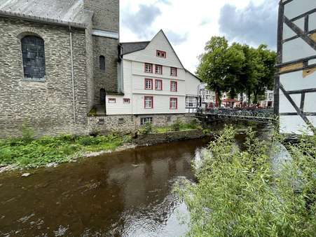Ausblick zum Monschauer Marktplatz - Einfamilienhaus in 52156 Monschau mit 114m² kaufen