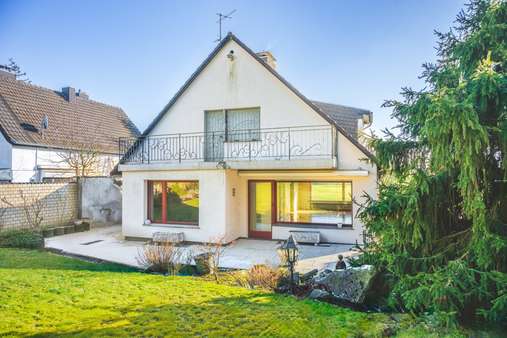 Hausrückseite Hausrückseite - Einfamilienhaus in 52066 Aachen mit 206m² kaufen
