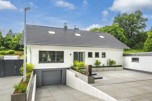Front_2 Front_2 - Einfamilienhaus in 52224 Stolberg mit 212m² kaufen