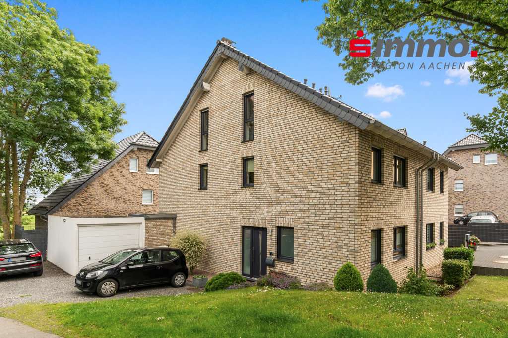 Titelbild - Einfamilienhaus in 52080 Aachen mit 145m² kaufen