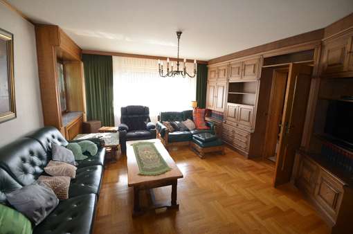 Wohnzimmer - Einfamilienhaus in 52499 Baesweiler mit 132m² kaufen