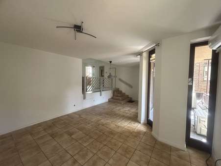 Wohnzimmer Wohnzimmer - Etagenwohnung in 52249 Eschweiler mit 71m² kaufen