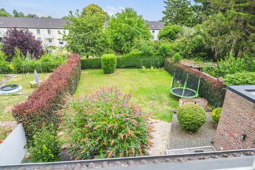 Garten Garten - Zweifamilienhaus in 52499 Baesweiler mit 240m² kaufen