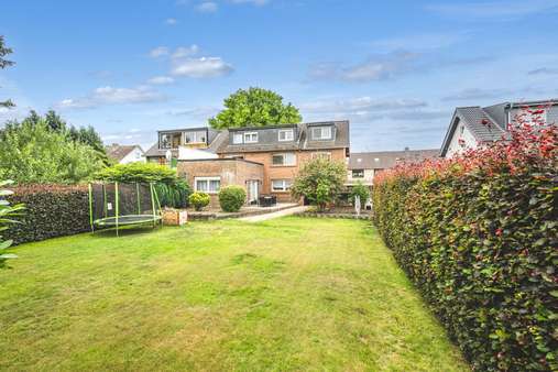 Garten Garten - Zweifamilienhaus in 52499 Baesweiler mit 240m² kaufen