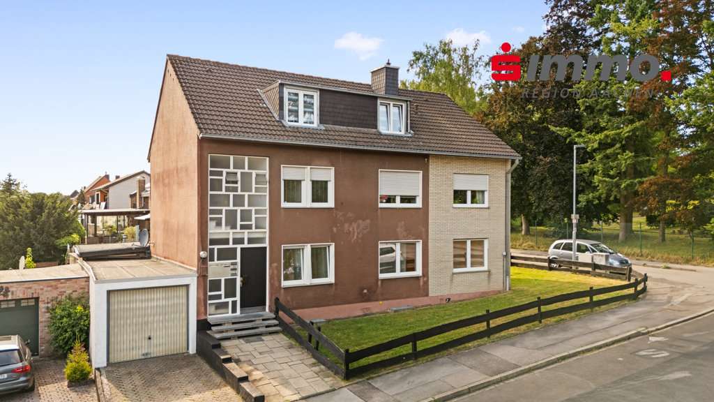 Straßenseite - Mehrfamilienhaus in 52223 Stolberg mit 262m² als Kapitalanlage kaufen