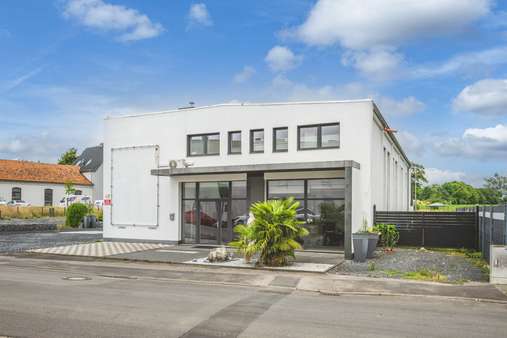 Vorderansicht (3) Vorderansicht (3) - Halle in 52134 Herzogenrath mit 168m² kaufen