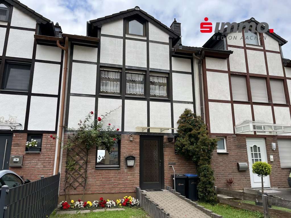 Straßenseite - Einfamilienhaus in 52223 Stolberg mit 82m² kaufen