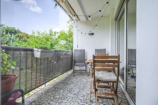 Balkon 1.OG Balkon 1.OG - Zweifamilienhaus in 52134 Herzogenrath mit 128m² kaufen