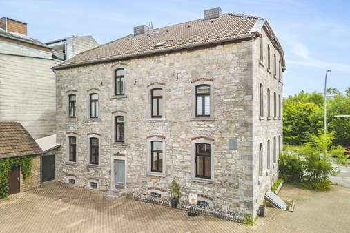 Hofansicht - Wohn- / Geschäftshaus in 52076 Aachen mit 170m² als Kapitalanlage kaufen