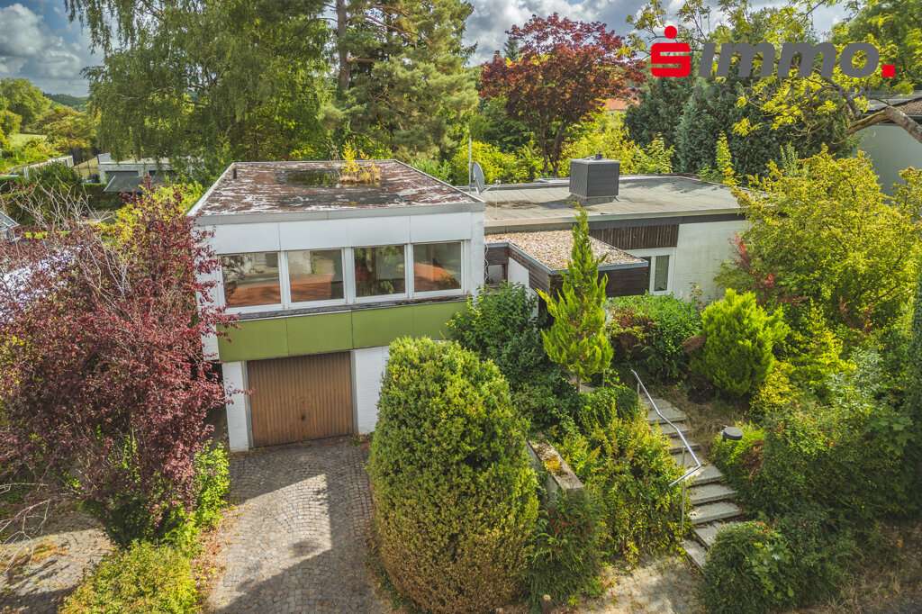 Titelbild Titelbild - Einfamilienhaus in 52076 Aachen mit 190m² kaufen