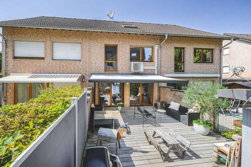 Hinteransicht - Einfamilienhaus in 52080 Aachen mit 102m² kaufen