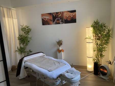 Behandlungsraum Gewerbe - Wohn- / Geschäftshaus in 52222 Stolberg mit 58m² als Kapitalanlage kaufen