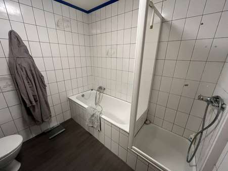 Badezimmer - Etagenwohnung in 52477 Alsdorf mit 83m² kaufen
