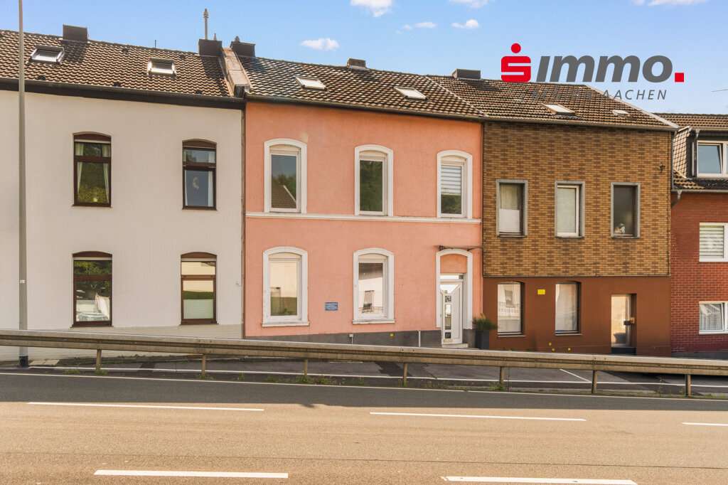 Titelbild Titelbild - Einfamilienhaus in 52146 Würselen mit 148m² kaufen