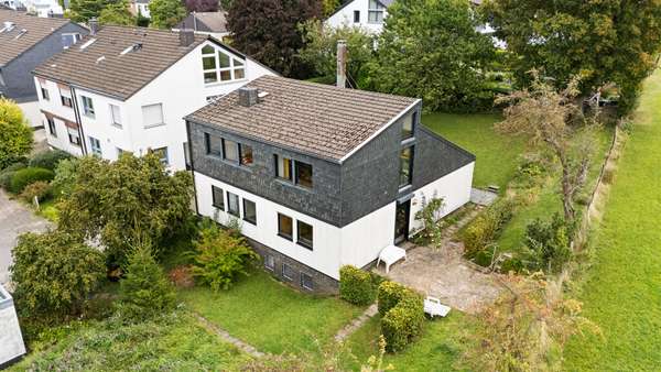 Drohnenaufnahme - Einfamilienhaus in 52076 Aachen mit 149m² kaufen