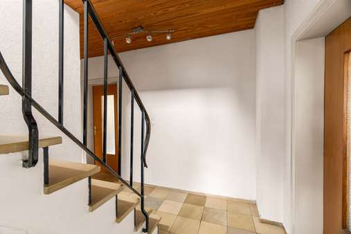 Flur/Eingangsbereich - Einfamilienhaus in 52072 Aachen mit 117m² kaufen