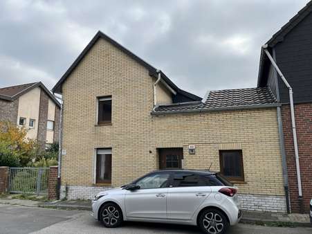 Straßenseite - Einfamilienhaus in 52428 Jülich-Koslar mit 99m² kaufen