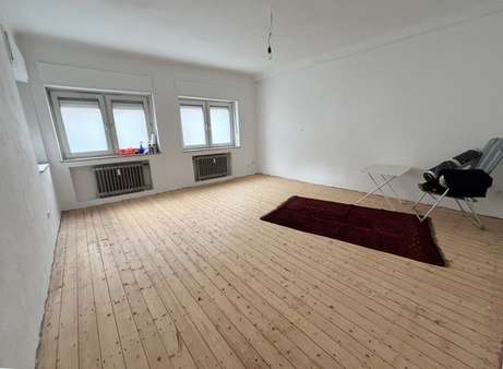 Wohnzimmer - Mehrfamilienhaus in 52477 Alsdorf mit 244m² als Kapitalanlage kaufen