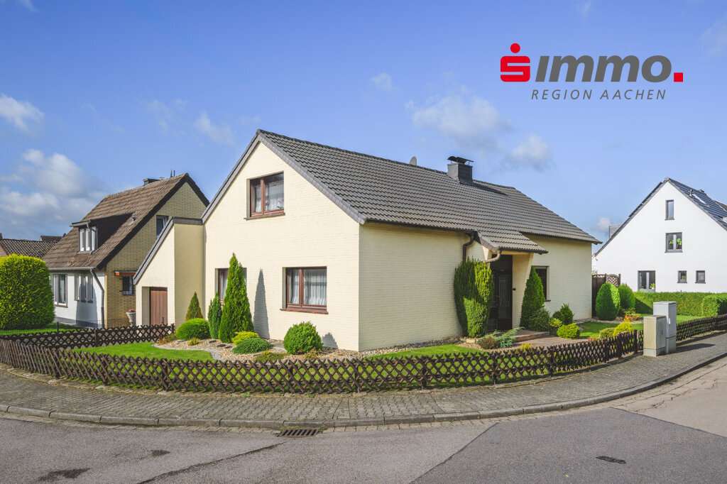 Titelbild - Einfamilienhaus in 52134 Herzogenrath mit 160m² kaufen