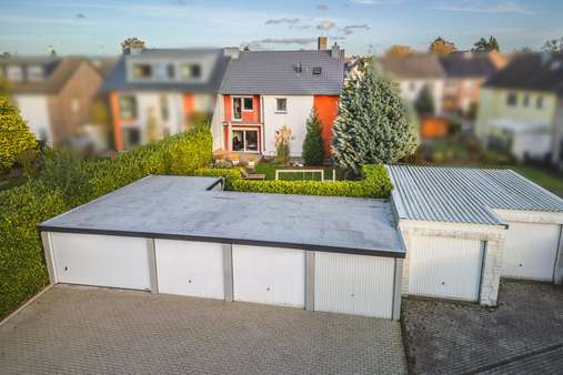 Luftbild  - Zweifamilienhaus in 52146 Würselen mit 126m² kaufen