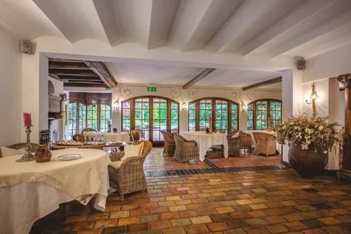 Gastraum - Restaurant in 52159 Roetgen mit 390m² mieten