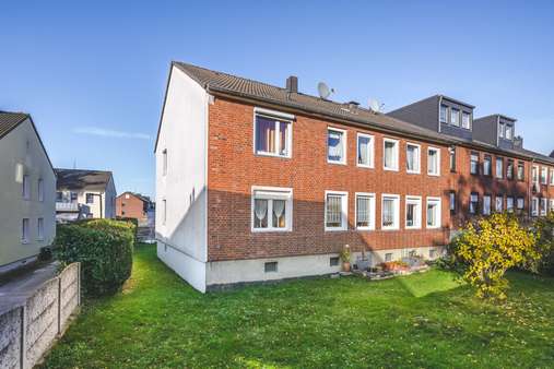 Ansicht Rückseite - Zweifamilienhaus in 52223 Stolberg (Rhld.) mit 213m² kaufen