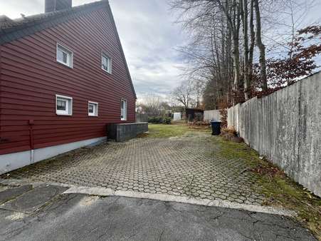 Einfahrt Einfahrt - Einfamilienhaus in 52152 Simmerath / Paustenbach mit 119m² kaufen