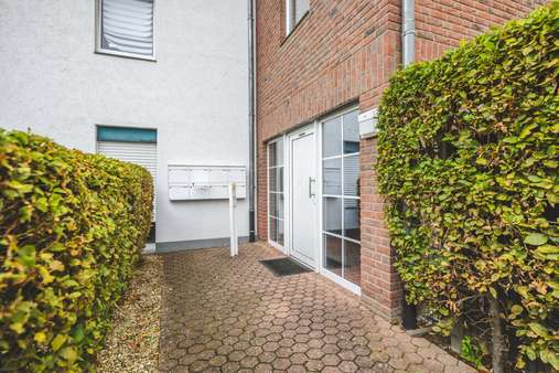 Hauseingang - Mehrfamilienhaus in 52134 Herzogenrath mit 686m² als Kapitalanlage kaufen