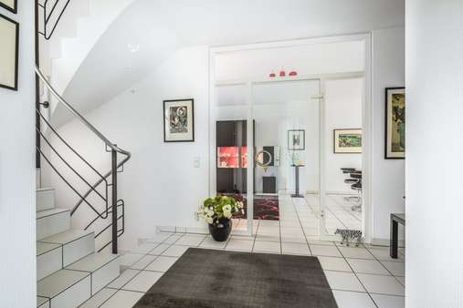 Eingangsdiele Ansicht 1 - Einfamilienhaus in 52072 Aachen mit 140m² kaufen