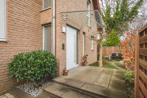 Hauseingang - Einfamilienhaus in 52072 Aachen mit 140m² kaufen