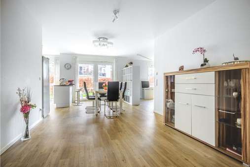 Eingangsbereich - Etagenwohnung in 52068 Aachen mit 99m² kaufen