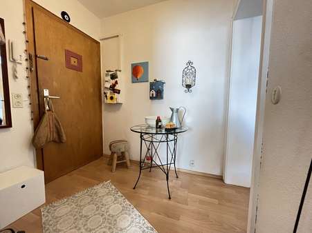 Diele - Etagenwohnung in 52066 Aachen mit 74m² kaufen