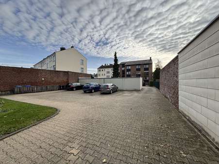 Stellplätze Stellplätze - Etagenwohnung in 52146 Würselen mit 86m² kaufen