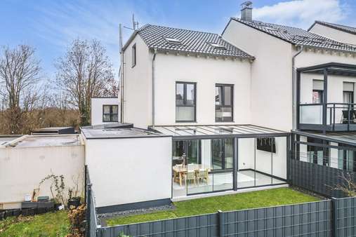Gartenansicht - Reihenendhaus in 52146 Würselen mit 131m² kaufen