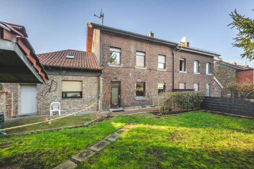Rückseite - Zweifamilienhaus in 52223 Stolberg (Rhld.) mit 177m² kaufen