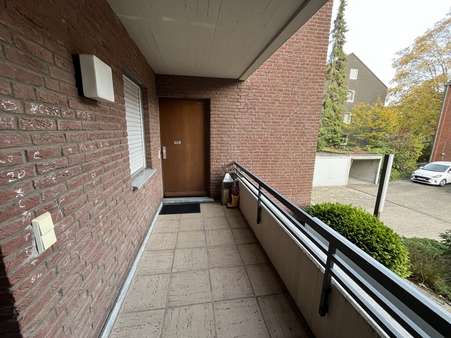 Eingang Wohnung - Etagenwohnung in 52134 Herzogenrath mit 92m² kaufen