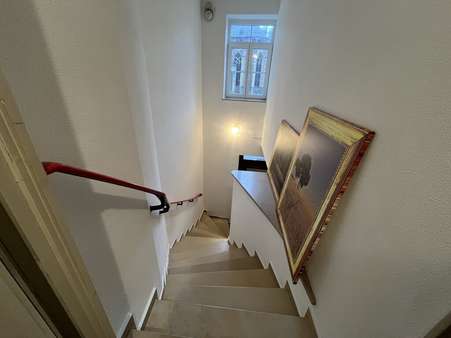 Treppenhaus - Wohn- / Geschäftshaus in 52076 Aachen mit 80m² als Kapitalanlage kaufen