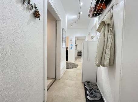 Diele - Etagenwohnung in 52078 Aachen mit 84m² kaufen