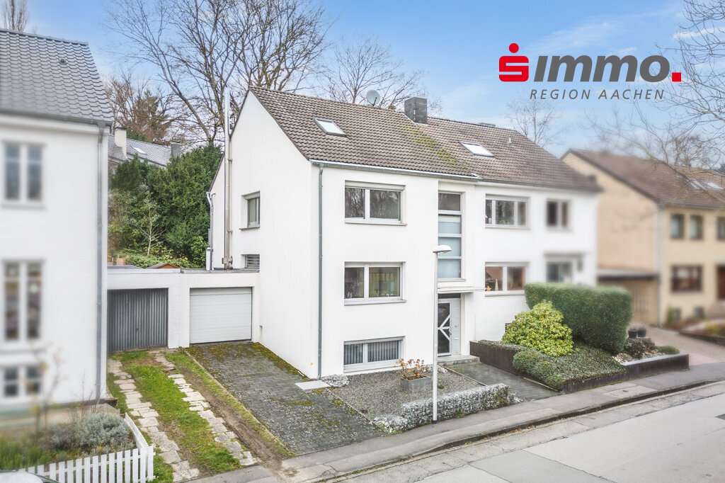 Titelbild - Mehrfamilienhaus in 52074 Aachen mit 165m² als Kapitalanlage kaufen