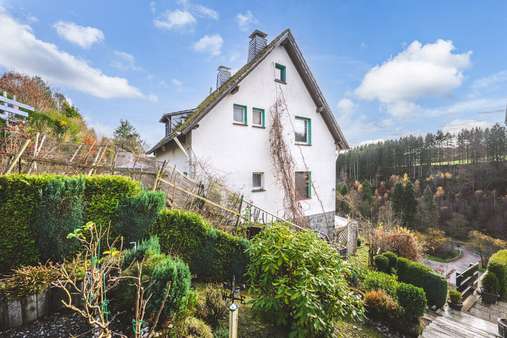 Seitenansicht - Einfamilienhaus in 52156 Monschau mit 109m² kaufen