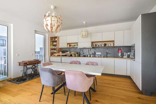 Küche und Essbereich - Etagenwohnung in 52078 Aachen mit 114m² kaufen