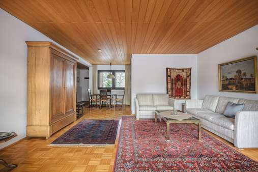 Wohnraum (2) - Etagenwohnung in 52070 Aachen mit 102m² kaufen