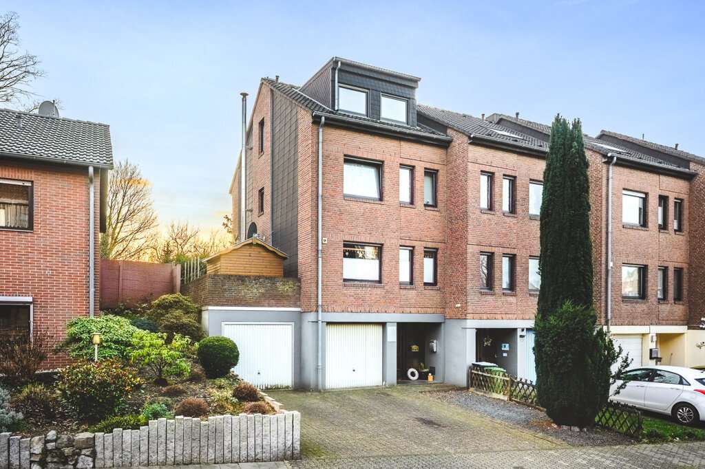 Titelbild - Einfamilienhaus in 52134 Herzogenrath mit 115m² kaufen