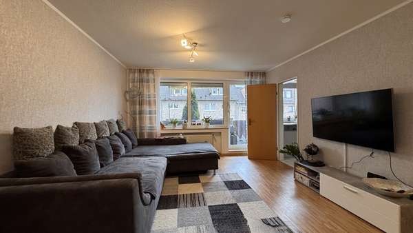 Wohnzimmer Wohnzimmer - Etagenwohnung in 52076 Aachen mit 69m² kaufen