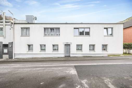 Vorderansicht - Mehrfamilienhaus in 52477 Alsdorf mit 259m² als Kapitalanlage kaufen