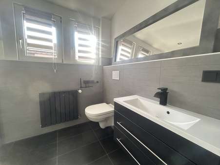 Bad - Doppelhaushälfte in 52499 Baesweiler mit 129m² kaufen