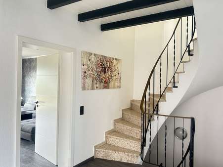 Diele EG - Doppelhaushälfte in 52499 Baesweiler mit 129m² kaufen