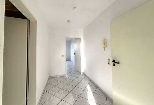 Diele Diele - Etagenwohnung in 52223 Stolberg mit 72m² kaufen