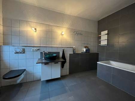 Badezimmer - Reihenhaus in 52477 Alsdorf mit 108m² kaufen